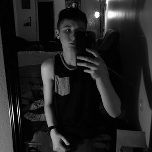 Meet your Posher, Zachary